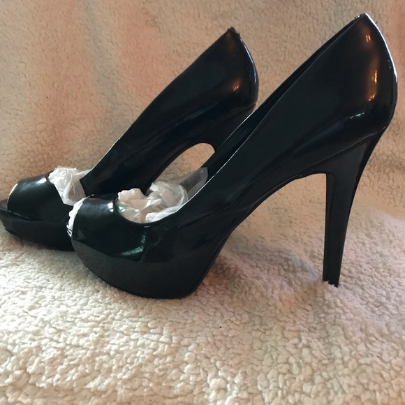 Aldo Black Patent peep toe stiletto heels, worn once to a wedding - Picture 2 of 5